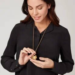 The Metropolitan Museum of Art Hand-Enameled Egg Pendant Watch Outlet