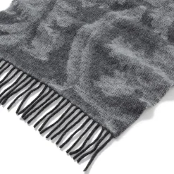 The Metropolitan Museum of Art Roman Acanthus Scrolls Reversible Unisex Wool Scarf Clearance