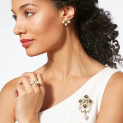 The Metropolitan Museum of Art Royal Tudor Cocktail Ring Clearance