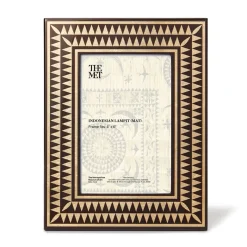 The Metropolitan Museum of Art Sumatran Sunburst Rectangular Frame Fashion