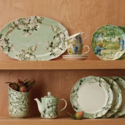 The Metropolitan Museum of Art Van Gogh Roses Teapot New