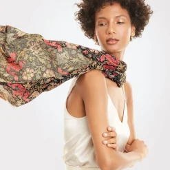 The Metropolitan Museum of Art William Morris Compton Oblong Silk Scarf Fashion